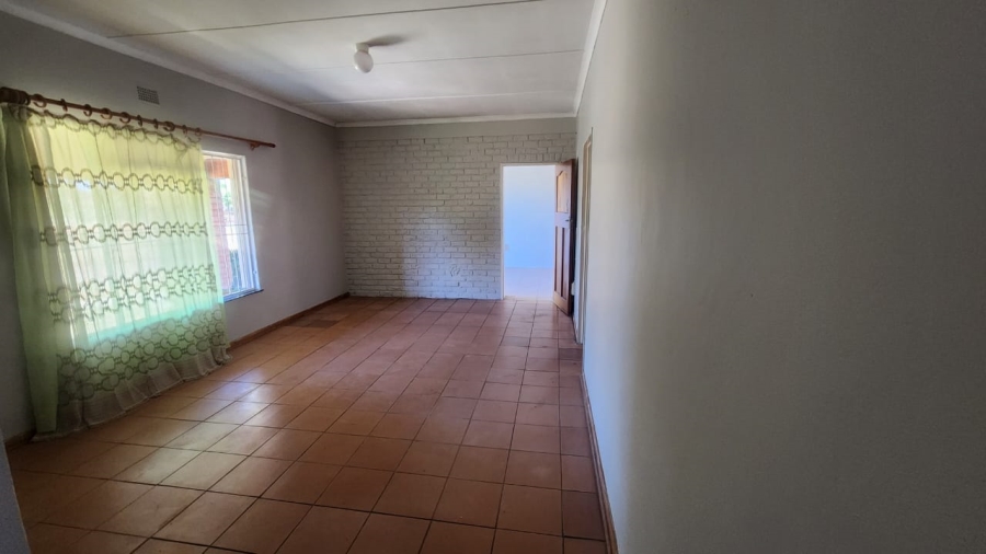 3 Bedroom Property for Sale in Koffiefontein Free State